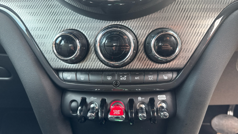 MINI Countryman 1.5 Cooper Exclusive 5dr Auto [Comfort Pack] Petrol Hatchback